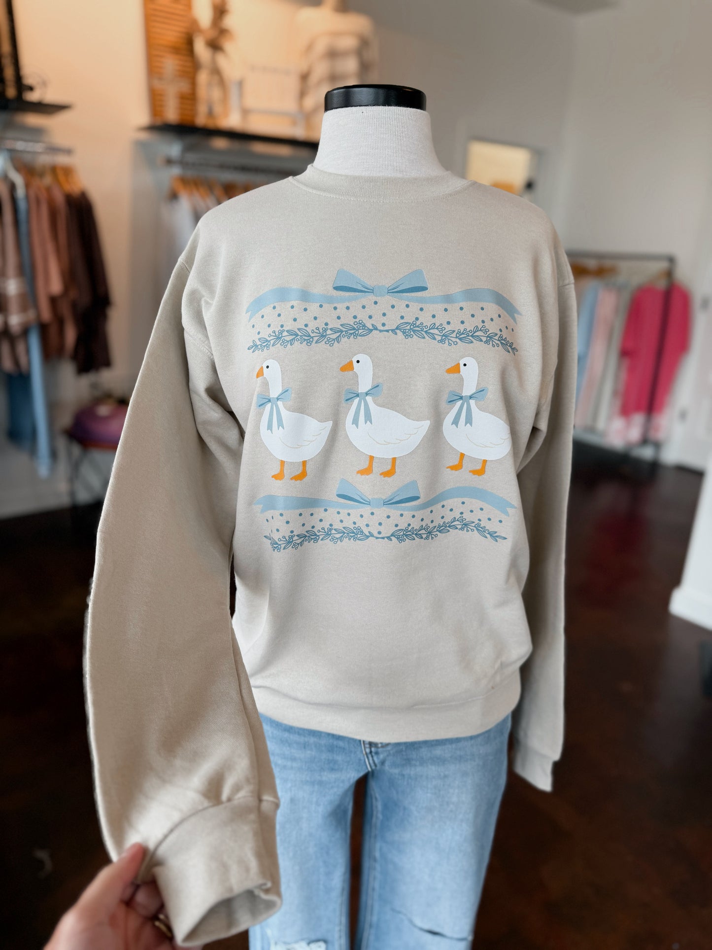 Vintage Inspired Duck Pullover