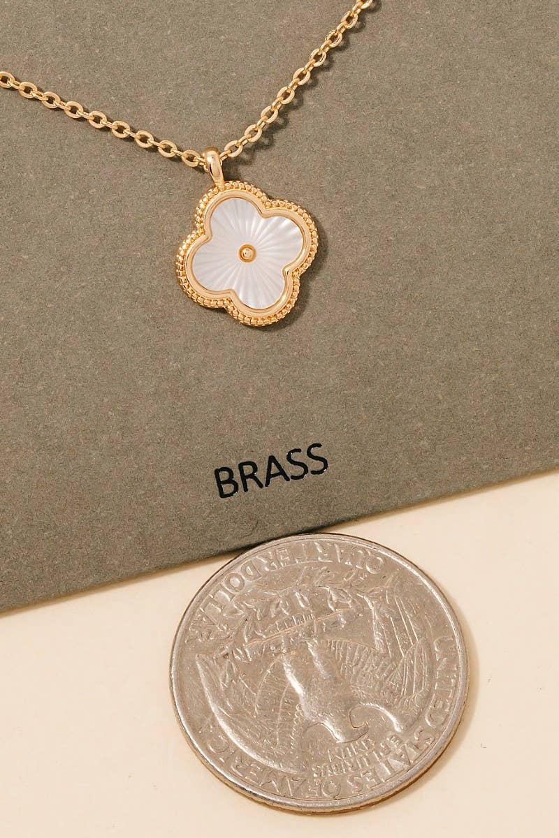 Mother Of Pearl Clover Pendant Necklace