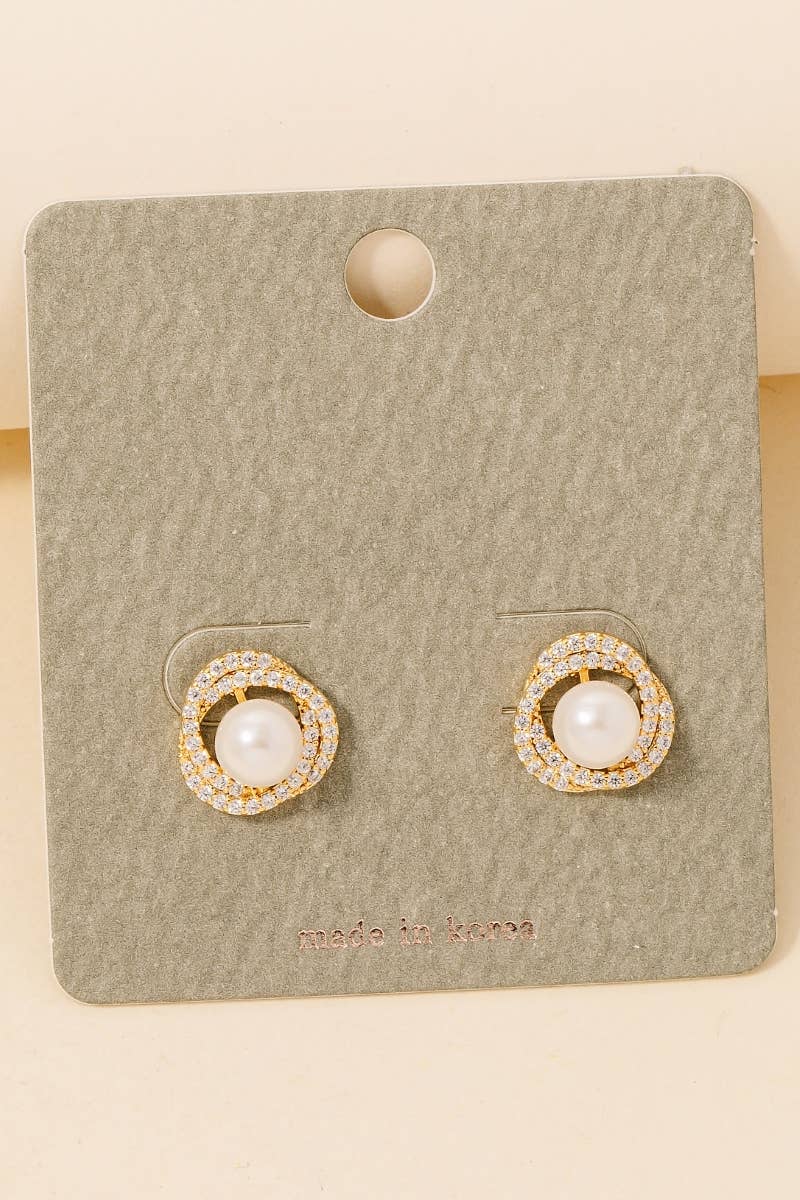 Rhinestone Halo Set Pearl Stud Earrings