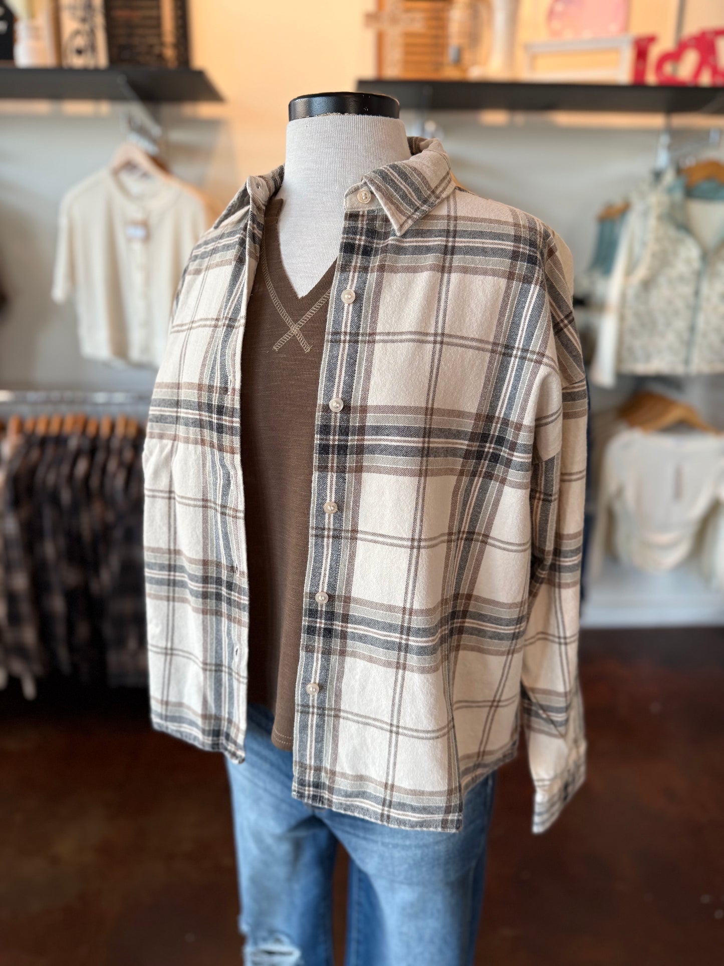 Plaid Button Down Boxy Flannel (khaki multi)