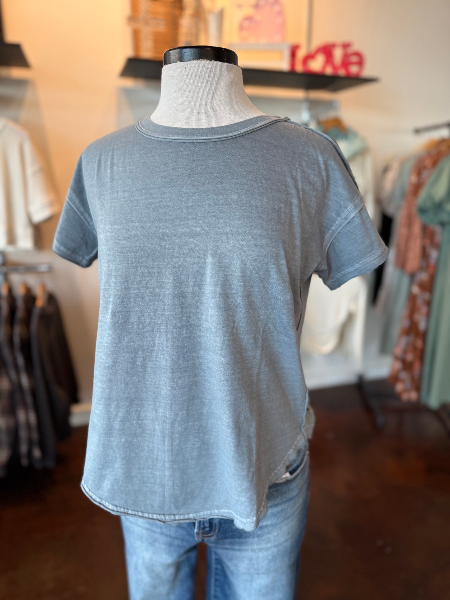 Exposed Seam Raw Edge Short Sleeve Knit Top